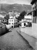 Rua da Imperatriz Dona Amélia, ponte de São Lázaro, e cruzamento da rua da Ponte de São Lázaro com a rua da Ribeira de São João, Freguesia de São Pedro (atual Freguesia da Sé), Concelho do Funchal