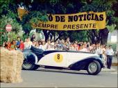 Viatura Bugatti 57 Stelvio (1936) do piloto João Lacerda, na prova de perícia e regularidade do 3.º Raid Diário de Notícias, na avenida Arriaga, Freguesia da Sé, Concelho do Funchal