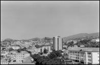 Vista da cidade do Funchal a partir do Hotel Santa Maria, na rua João de Deus, Freguesia da Sé, Concelho do Funchal 
