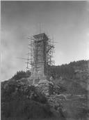 Construção do pedestal onde será erguida a imagem de Nossa Senhora da Paz, sítio do Terreiro da Luta, Freguesia do Monte, Concelho do Funchal