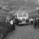 Autocarro em zona rural não identificada, na ilha da Madeira