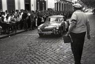 Automóvel de competição MG B, do piloto João Alfredo Leal Guedes, na VII Volta à Ilha da Madeira, na avenida Arriaga, Freguesia da Sé, Concelho do Funchal