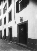Fachada do consulado da América na rua da Alfândega, Freguesia da Sé, Concelho do Funchal