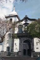 Fachada principal e torre sineira da igreja de Santiago Menor, largo do Socorro, Freguesia de Santa Maria Maior, Concelho do Funchal