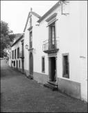 Santa Casa da Misericórdia de Santa Cruz, na rua Irmã Wilson, Freguesia e Concelho de Santa Cruz