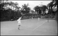Jogo de ténis, na Quinta Pavão, na inauguração da ampliação do campo de ténis, Freguesia de São Pedro (atual Freguesia da Sé), Concelho do Funchal