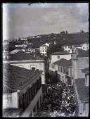 Procissão a subir a rua do Pombal, Freguesia de Santa Luzia, Concelho do Funchal