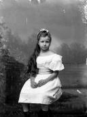 Retrato de uma menina, segunda filha da princesa de Sapieha (três quartos)