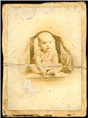 Retrato de Rui Gualtério dos Santos em bebé