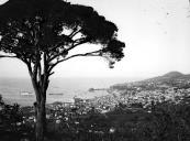 Panorâmica este/oeste da cidade e baía do Funchal