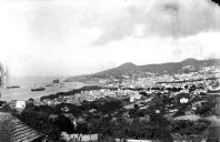Panorâmica da baía e cidade do Funchal (vista este/oeste)