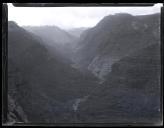 Paisagem de montanha, em local não identificado, na Ilha da Madeira