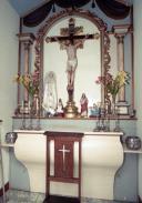 Altar da capela do Calvário, rua Dr. António Vitorino de Castro Jorge, Freguesia do Estreito de Câmara de Lobos, Concelho de Câmara de Lobos