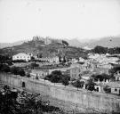 Vista da rua da ribeira de São João e do forte de São João Baptista, no cimo da encosta do pico dos Frias, Freguesia de São Pedro, Concelho do Funchal