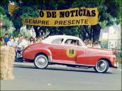 Automóvel Chevrolet Fleet Master (1948) do piloto Manuel José Sousa, na prova de perícia e regularidade do 3.º Raid Diário de Notícias, na avenida Arriaga, Freguesia da Sé, Concelho do Funchal
