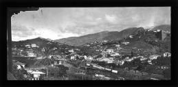 Panorâmica da cidade do Funchal, tirada do hotel Bella Vista. Abrange a zona de São João, freguesia de São Pedro, concelho do Funchal