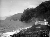 Vista da freguesia de Ponta Delgada, concelho de São Vicente, vendo-se a igreja do Senhor Bom Jesus