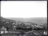 Panorâmica norte/sul da baía e cidade do Funchal a partir do caminho dos Saltos, Freguesia do Monte, Concelho do Funchal