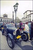 Exposição de automóveis clássicos do 6.º Raid Diário de Notícias, na praça do Município, Freguesia da Sé, Concelho do Funchal