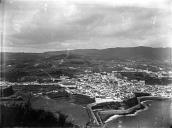 Panorâmica da baía da cidade de Angra do Heroísmo, Ilha Terceira, Arquipélago dos Açores