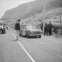 Automóvel de competição Austin Cooper S, do piloto Alfredo César Torres, na VII Volta à Ilha da Madeira, [Freguesia do Arco de São Jorge, Concelho de Santana]