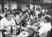 Almoço com concorrentes e organização do 3.º Raid Diário de Notícias, no restaurante Café Relógio, Freguesia da Camacha, Concelho de Santa Cruz