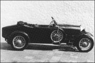 Automóvel Bugatti Type 40 (1926) de Jacques Touzet, inscrito no 6.º Raid Diário de Notícias, fotografado em local não identificado