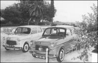 Automóveis Fiat 1100 (1954) de Filipe Ramos e Fiat 1100 TV (1955) de Rui Martins, participantes no 4.º Raid Diário de Notícias, estacionados em local não identificado