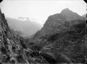 Vista de paisagem rural, em local não identificado, na ilha da Madeira