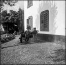 Dois homens, na Quinta Lira, Freguesia de Santa Luzia, Concelho do Funchal