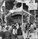 Missa campal celebrada pelo Reverendo Cónego Dr. Francisco Fulgêncio de Andrade, no sítio da Francelheira, Freguesia do Caniçal, Concelho de Machico