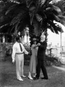 George Bernard Shaw, Miss Hope du Barri e Michael Rinder, nos jardins da Quinta Pavão, Freguesia de São Pedro (atual Freguesia da Sé), Concelho do Funchal