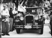Automóvel Dodge Brothers (1926) do piloto Jorge Miranda, na linha de partida do 3.º Raid Diário de Notícias, na Avenida Arriaga, Freguesia da Sé, concelho do Funchal