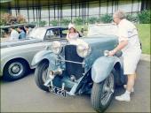 Viatura Bentley 4.5 (1929) do piloto Helmut Peitz, estacionada no parque automóvel do Cine-Casino, avenida do Infante, Freguesia da Sé, Concelho do Funchal, na vistoria técnica do 3.º Raid Diário de Notícias